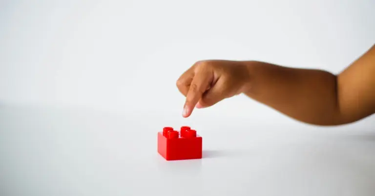 A Lego-dilemma: Miért fontos, hogy a gyártás mellett az ellátási lánc is fenntarthatóan működjön?