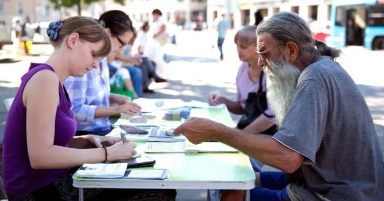 ”A jogi képviselet azoknak is jár, akik nem tudnak ügyvédet fogadni” – Interjú dr. Kalota Ágnessel, az Utcajogász alapítójával